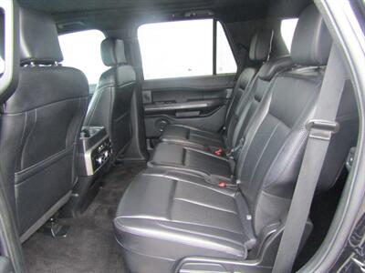 2019 Ford Expedition XLT - Photo 13 - Haddon Twp, NJ 08107