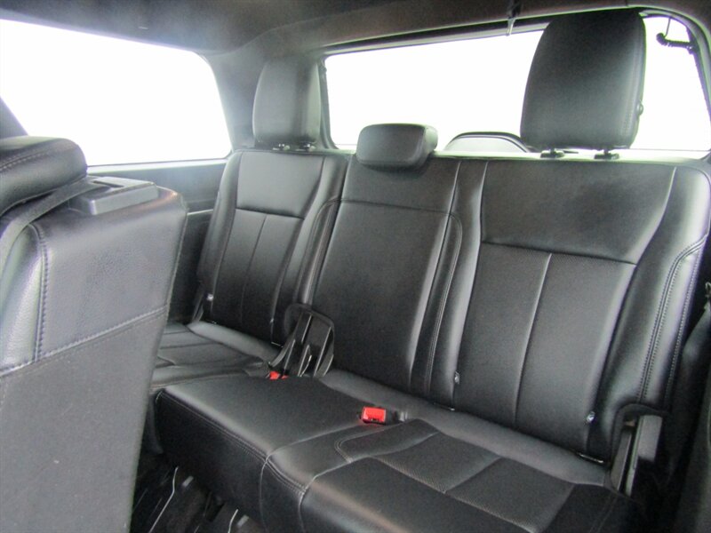 2019 Ford Expedition XLT - Photo 14 - Haddon Twp, NJ 08107