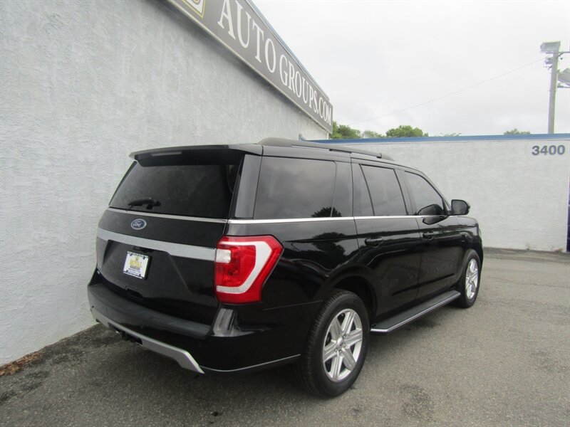 2019 Ford Expedition XLT - Photo 8 - Haddon Twp, NJ 08107