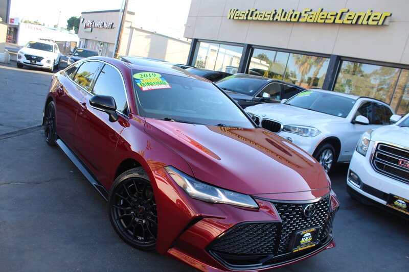 2019 Toyota Avalon Touring  