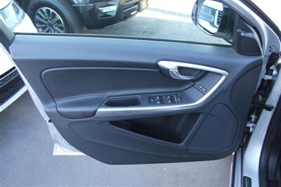 2018 Volvo V60 T5 Premier - Photo 17 - Sacramento, CA 95825