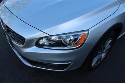 2018 Volvo V60 T5 Premier - Photo 10 - Sacramento, CA 95825