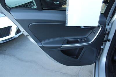 2018 Volvo V60 T5 Premier - Photo 23 - Sacramento, CA 95825