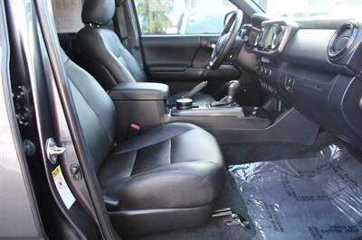 2016 Toyota Tacoma TRD   - Photo 23 - Sacramento, CA 95825