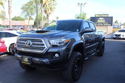 2016 Toyota Tacoma TRD   - Photo 4 - Sacramento, CA 95825