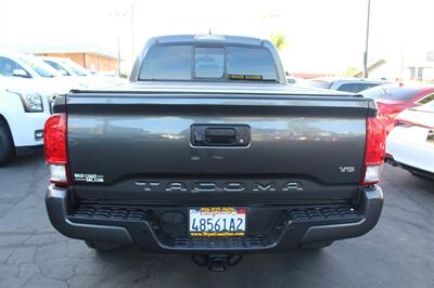 2016 Toyota Tacoma TRD   - Photo 6 - Sacramento, CA 95825