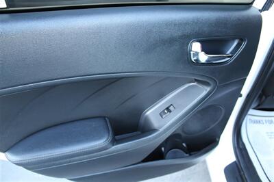 2016 Kia Forte LX   - Photo 22 - Sacramento, CA 95825