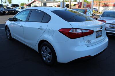 2016 Kia Forte LX   - Photo 6 - Sacramento, CA 95825