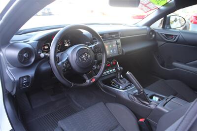2023 Toyota GR86 - Photo 13 - Sacramento, CA 95825