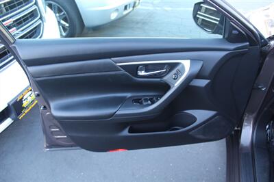 2016 Nissan Altima 3.5 SL - Photo 17 - Sacramento, CA 95825