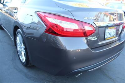 2016 Nissan Altima 3.5 SL - Photo 16 - Sacramento, CA 95825
