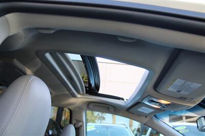 2015 Toyota Sienna XLE 8-Passenger   - Photo 24 - Sacramento, CA 95825