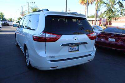 2015 Toyota Sienna XLE 8-Passenger   - Photo 5 - Sacramento, CA 95825