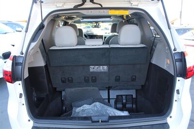 2015 Toyota Sienna XLE 8-Passenger   - Photo 41 - Sacramento, CA 95825