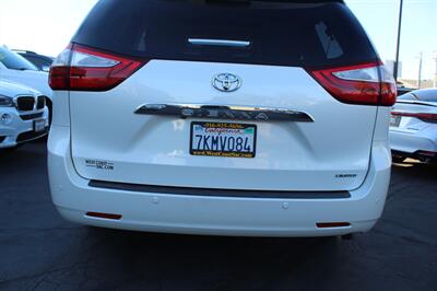 2015 Toyota Sienna XLE 8-Passenger   - Photo 15 - Sacramento, CA 95825