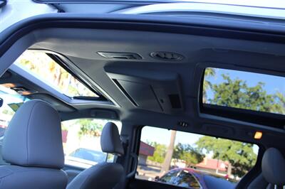 2015 Toyota Sienna XLE 8-Passenger   - Photo 27 - Sacramento, CA 95825