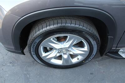 2014 Toyota Highlander Limited   - Photo 11 - Sacramento, CA 95825
