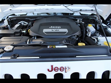 2016 Jeep Wrangler Unlimited Sport S - Photo 31 - Sacramento, CA 95825