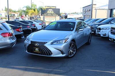 2023 Lexus ES 300h   - Photo 39 - Sacramento, CA 95825