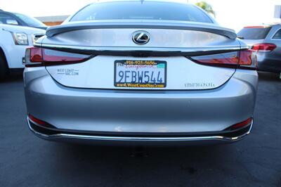 2023 Lexus ES 300h   - Photo 15 - Sacramento, CA 95825