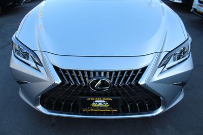 2023 Lexus ES 300h   - Photo 9 - Sacramento, CA 95825