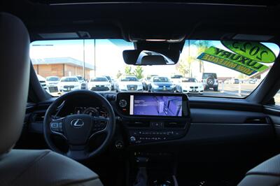 2023 Lexus ES 300h   - Photo 26 - Sacramento, CA 95825
