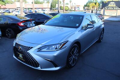 2023 Lexus ES 300h   - Photo 4 - Sacramento, CA 95825