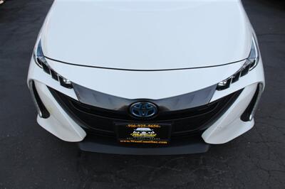 2017 Toyota Prius Prime Plus - Photo 9 - Sacramento, CA 95825