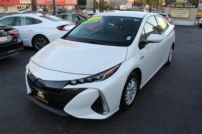 2017 Toyota Prius Prime Plus - Photo 4 - Sacramento, CA 95825
