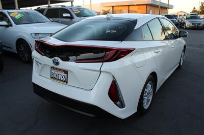 2017 Toyota Prius Prime Plus - Photo 7 - Sacramento, CA 95825
