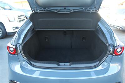 2022 Mazda Mazda3 Hatchback Preferred   - Photo 30 - Sacramento, CA 95825