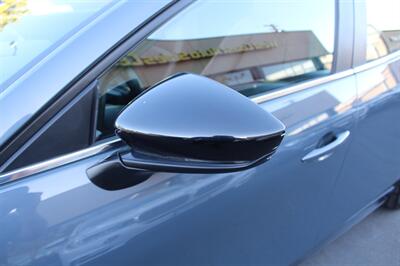 2022 Mazda Mazda3 Hatchback Preferred   - Photo 12 - Sacramento, CA 95825