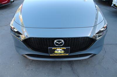 2022 Mazda Mazda3 Hatchback Preferred   - Photo 9 - Sacramento, CA 95825