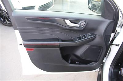 2023 Ford Escape ST-LINE   - Photo 16 - Sacramento, CA 95825