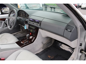 2001 Mercedes-Benz SL 500   - Photo 18 - Sacramento, CA 95825