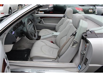 2001 Mercedes-Benz SL 500   - Photo 16 - Sacramento, CA 95825