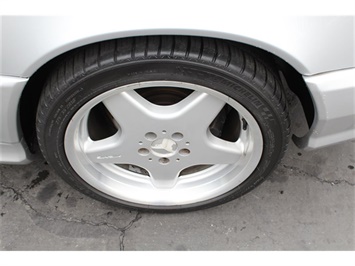 2001 Mercedes-Benz SL 500   - Photo 24 - Sacramento, CA 95825