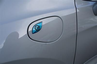 2020 Chrysler Pacifica Hybrid Limited   - Photo 12 - Sacramento, CA 95825