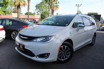 2020 Chrysler Pacifica Hybrid Limited   - Photo 45 - Sacramento, CA 95825