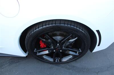 2018 Chevrolet Corvette Stingray   - Photo 15 - Sacramento, CA 95825