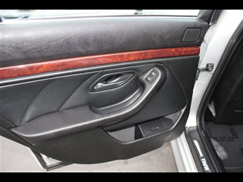 2001 BMW 5 Series 525i - Photo 23 - Sacramento, CA 95825