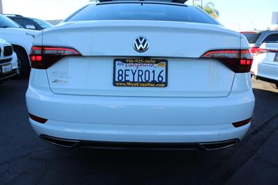 2019 Volkswagen Jetta SEL Premium   - Photo 16 - Sacramento, CA 95825