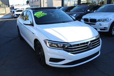 2019 Volkswagen Jetta SEL Premium   - Photo 8 - Sacramento, CA 95825