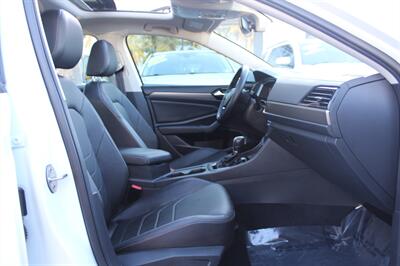 2019 Volkswagen Jetta SEL Premium   - Photo 23 - Sacramento, CA 95825