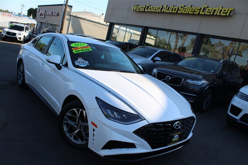 2023 Hyundai SONATA SEL  