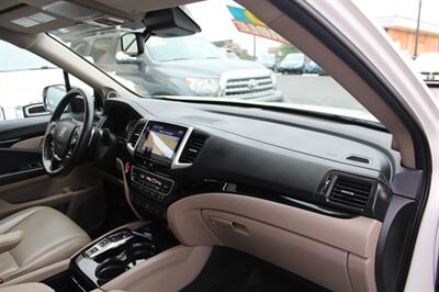 2016 Honda Pilot Touring   - Photo 23 - Sacramento, CA 95825