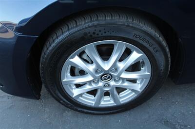 2014 MAZDA MAZDA3 i Touring   - Photo 11 - Sacramento, CA 95825