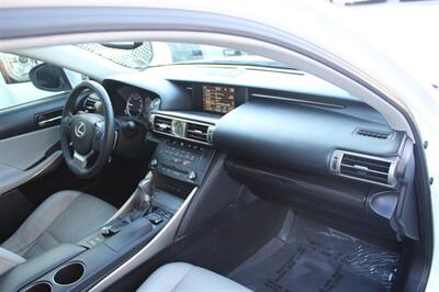 2015 Lexus IS 250   - Photo 20 - Sacramento, CA 95825