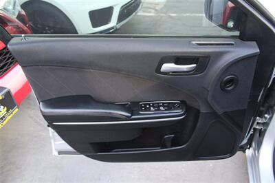 2020 Dodge Charger SXT   - Photo 16 - Sacramento, CA 95825