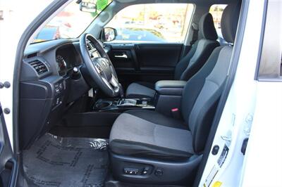 2019 Toyota 4Runner SR5   - Photo 19 - Sacramento, CA 95825